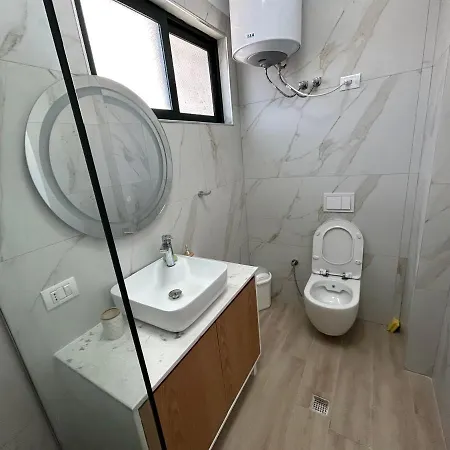 Apartment At Mali I Robit Beach *